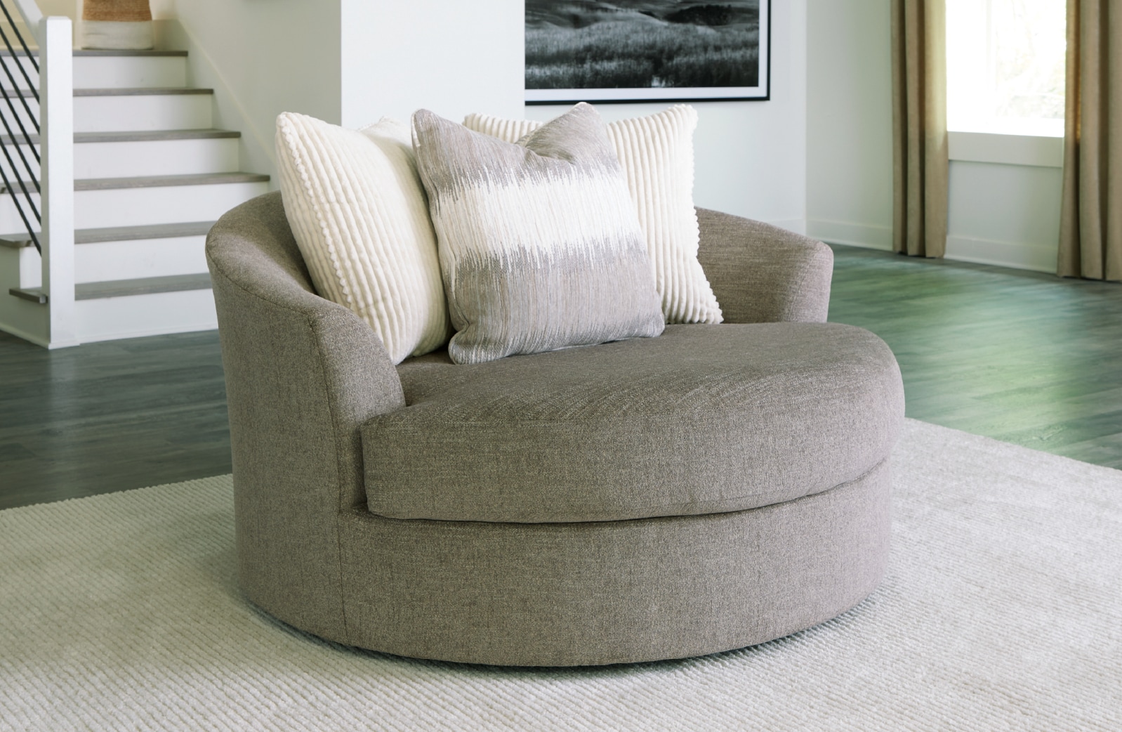 accent chairs