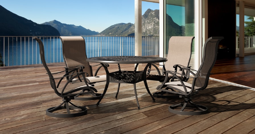 San Tropez Outdoor Dining