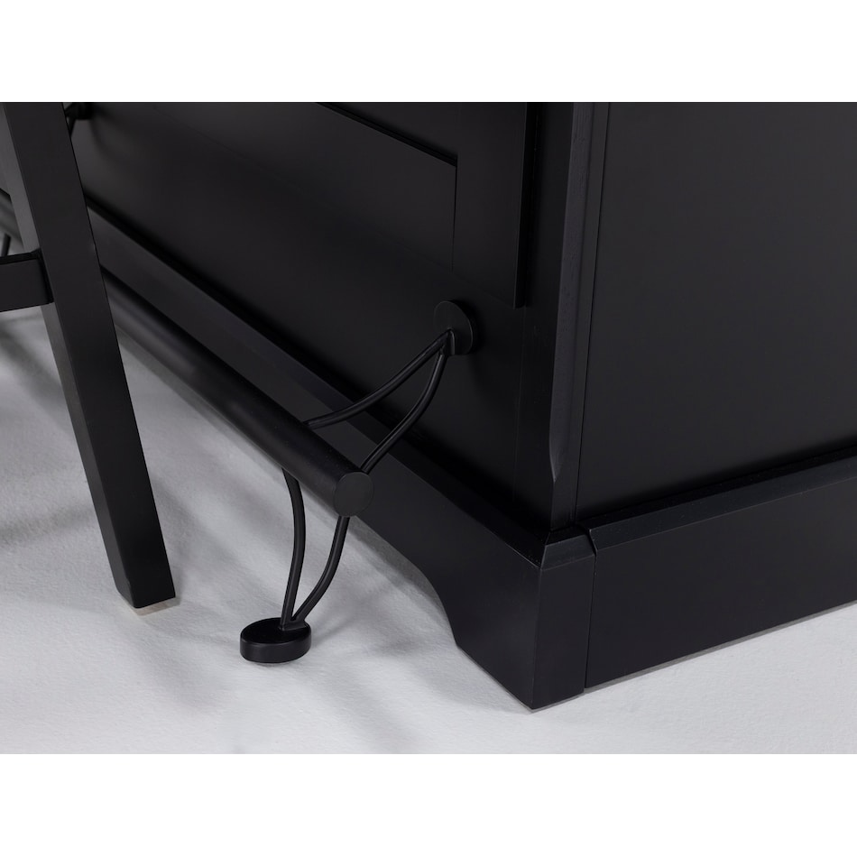 ashy brown black bar   