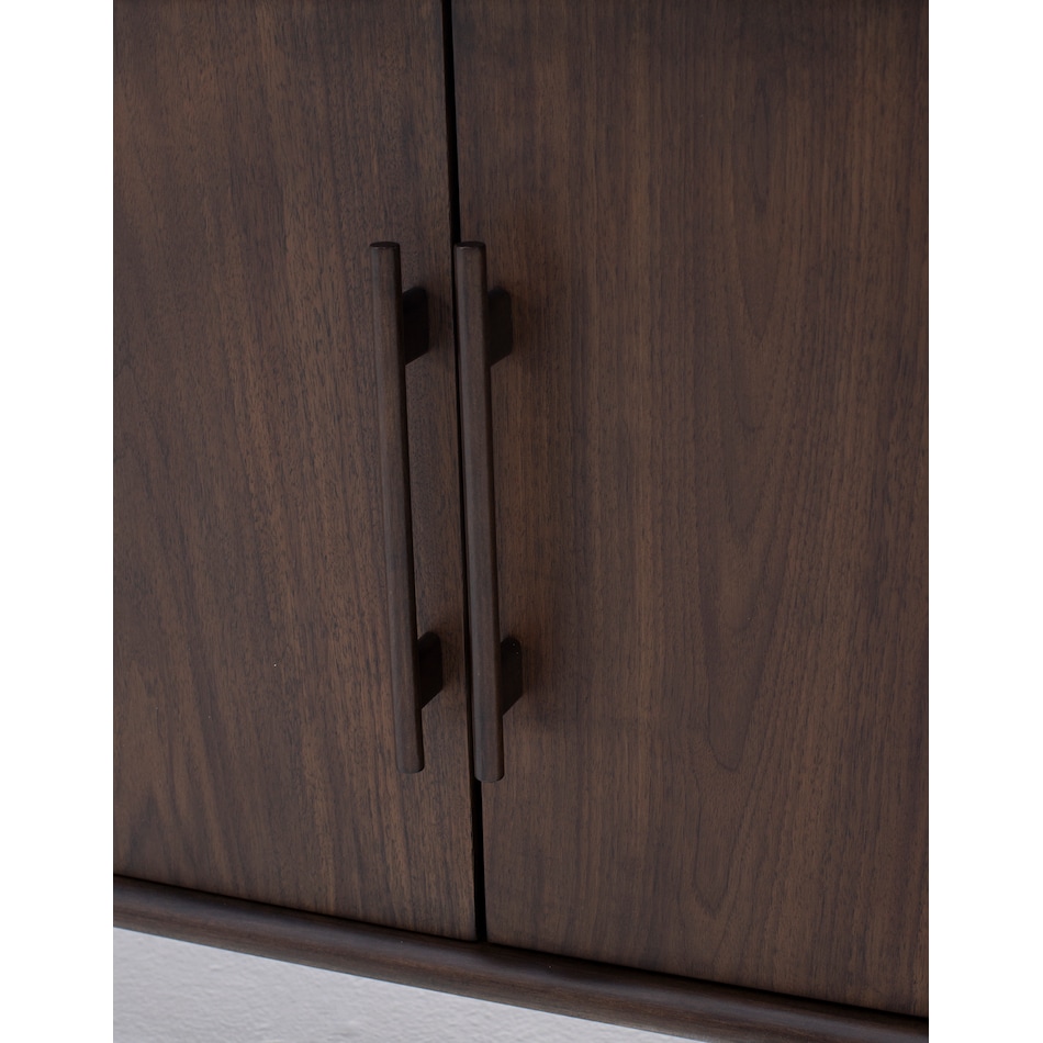bassett furniture brown console chg  