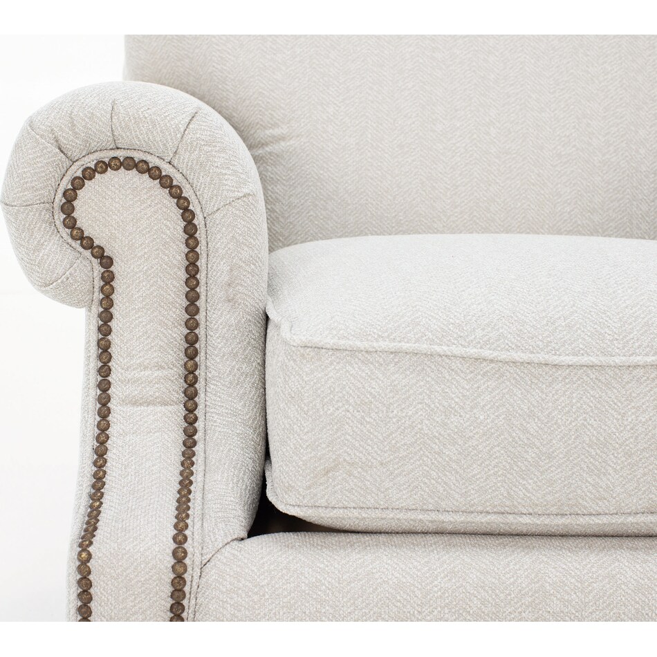 bassett furniture cream  to  inches z  