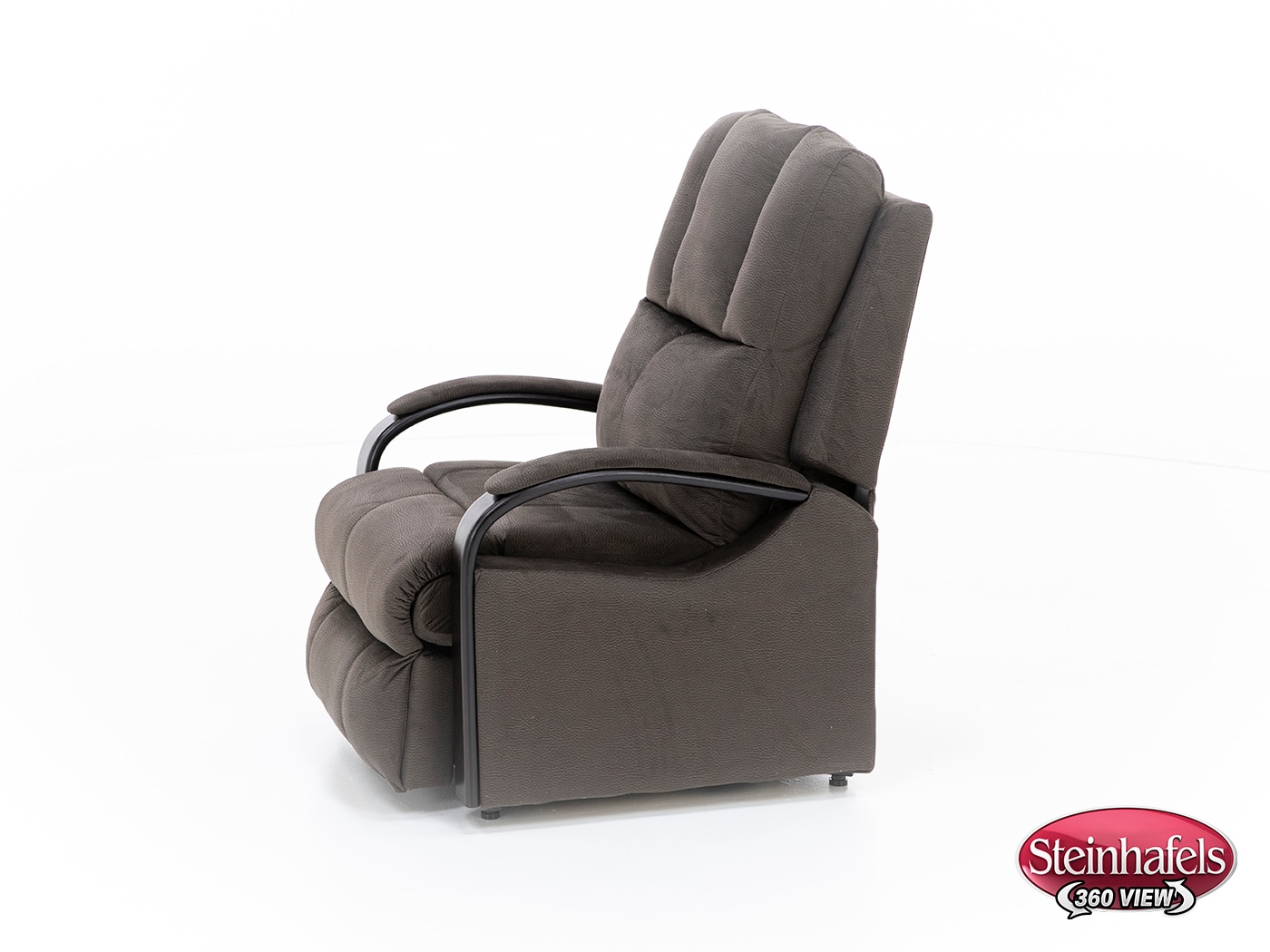 Bing Lift Chair With Heat And Massage in Walnut Steinhafels