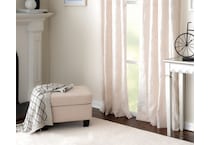 central oriental white  x    