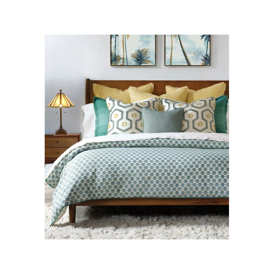 colr green table lamp   