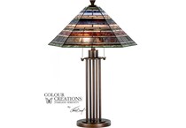 colr red table lamp   