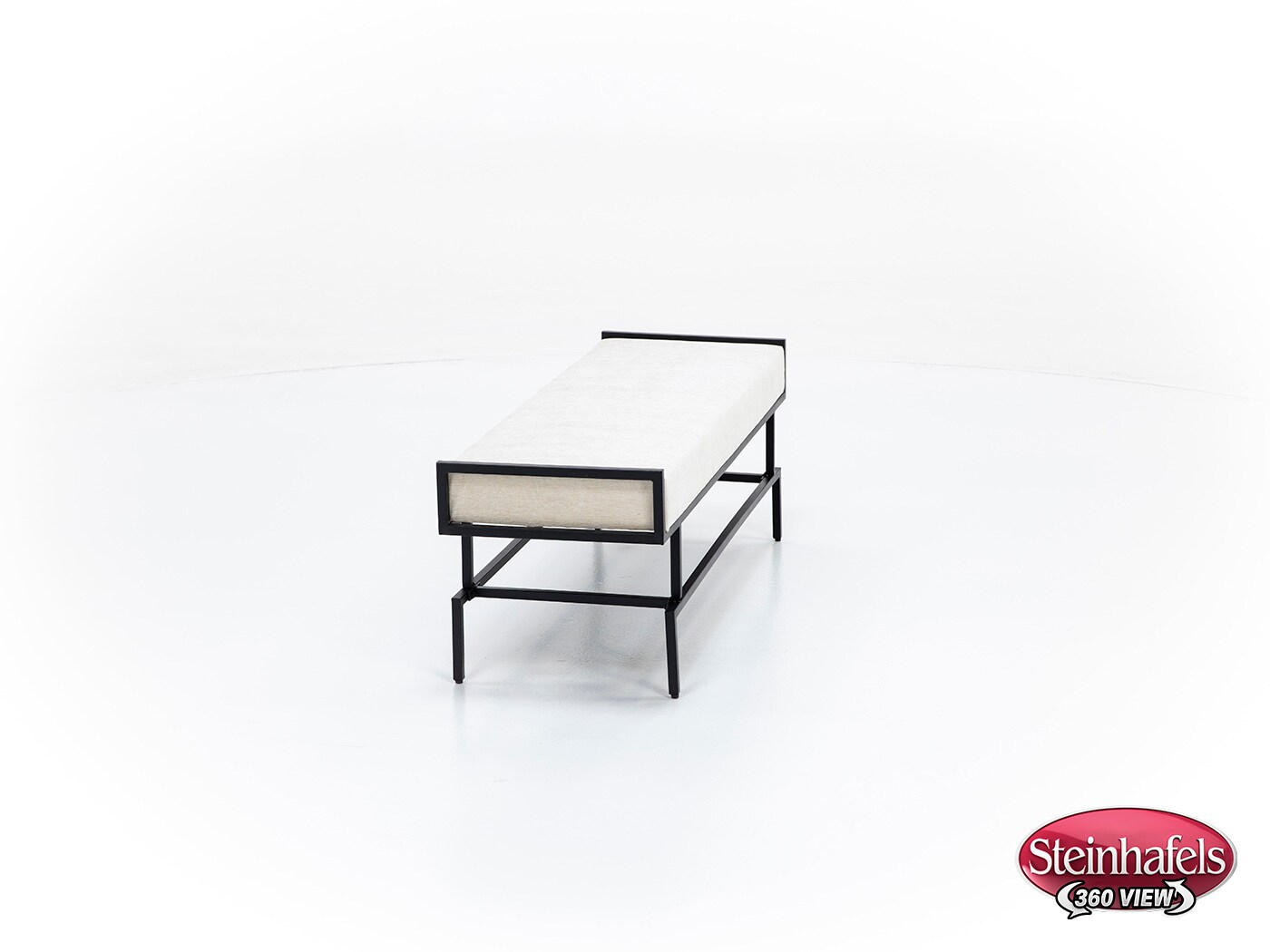 cres bench trunk  image elle  