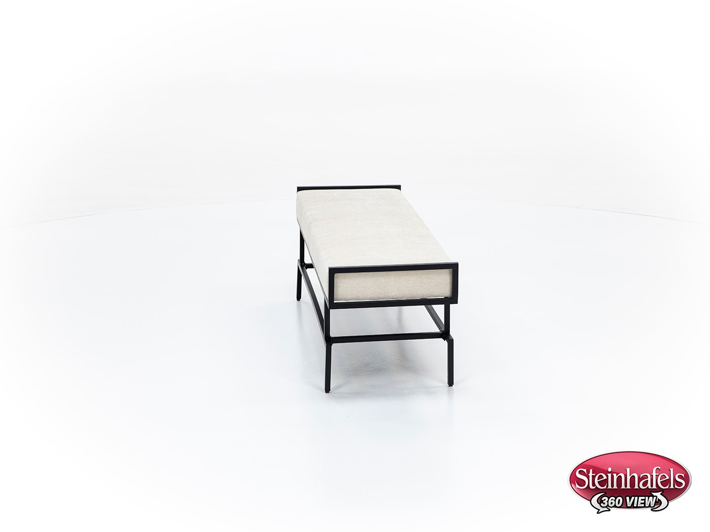 cres bench trunk  image elle  