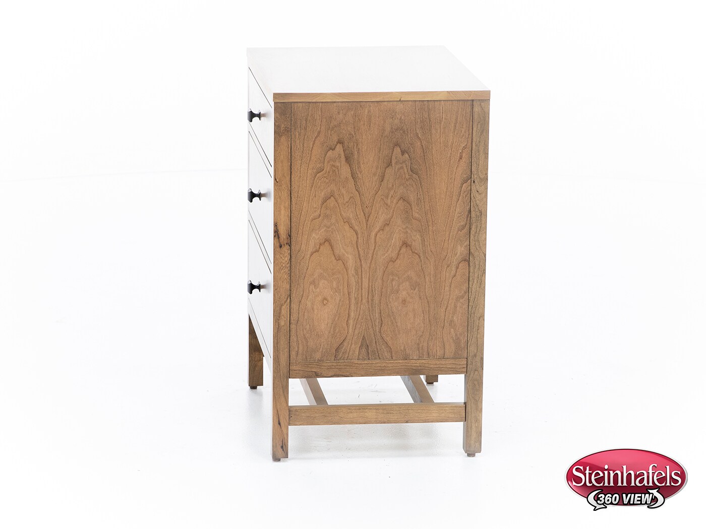 daniels amish collection brown three drawer  image   