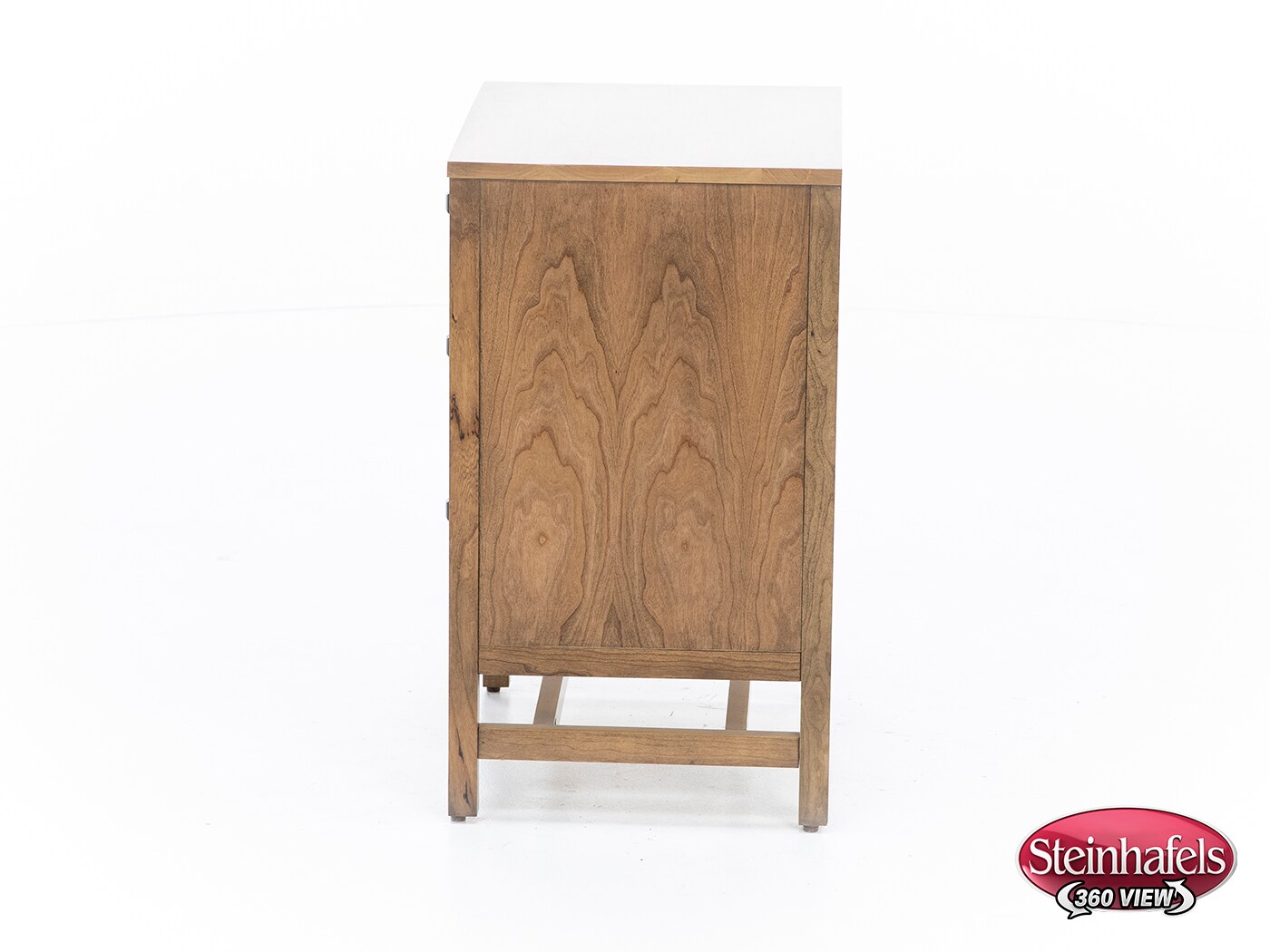 daniels amish collection brown three drawer  image   