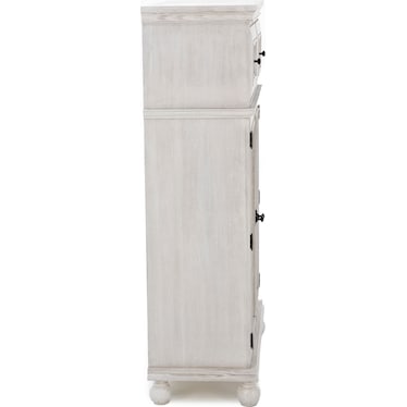 Hampton Door Chest