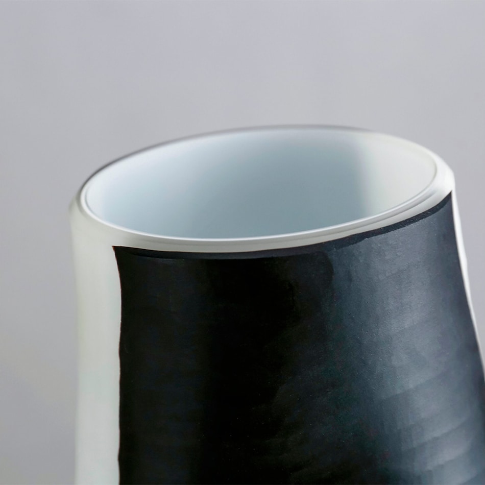 dmst black jar vase bowl plate   