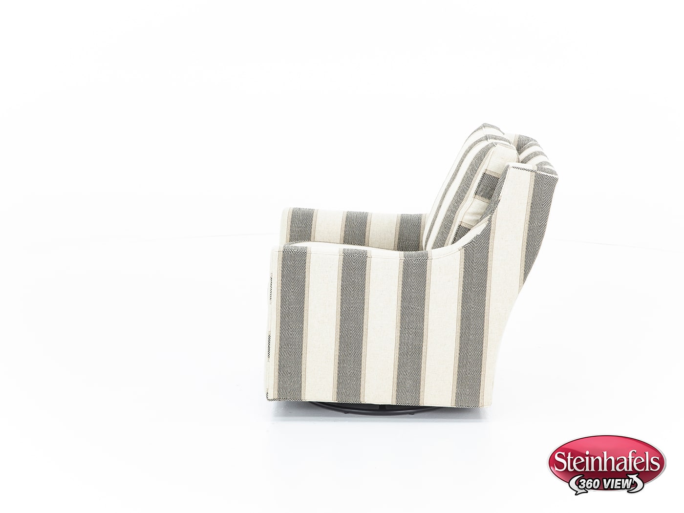 hickory heritage swivel chair  image   