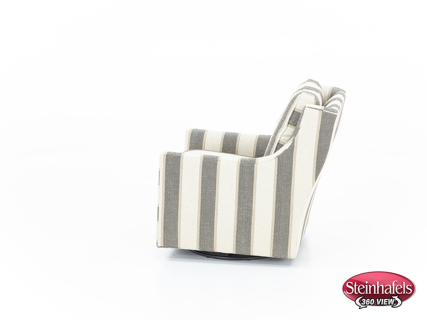 hickory heritage swivel chair  image   