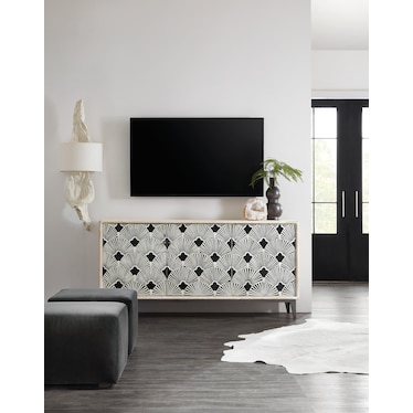 Grand Luxe Renee Cabinet