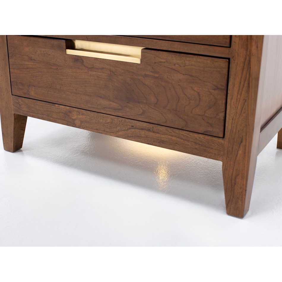 kincaid furniture brown three drawer   