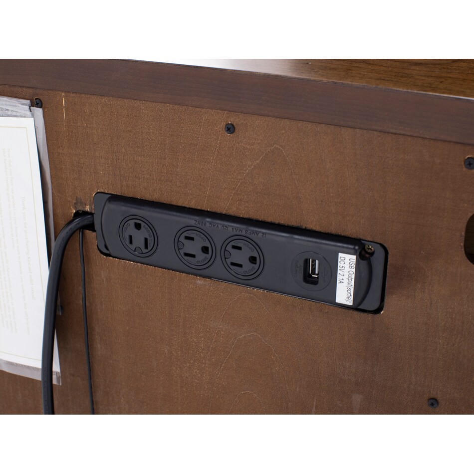 kincaid furniture brown three drawer   