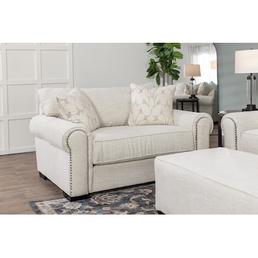 Lyra Wide Chair