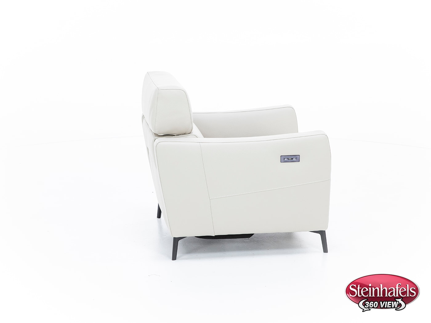 natuzzi cream recliner  image   