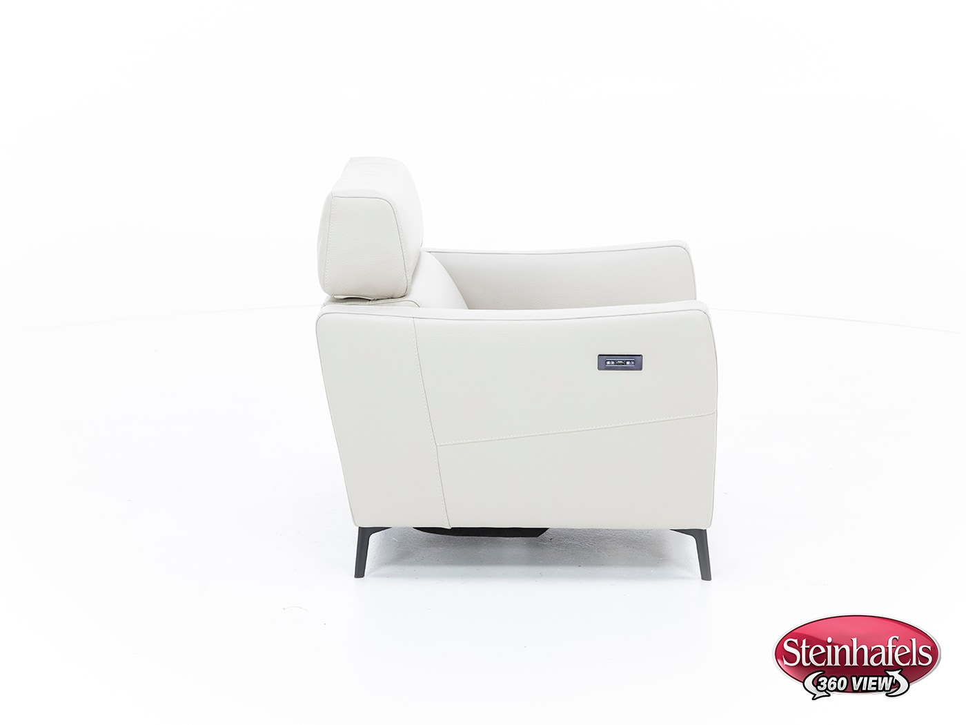natuzzi cream recliner  image   