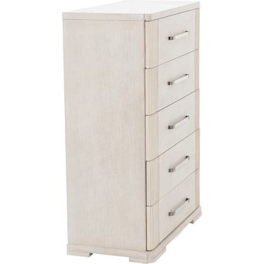Evianna Chest