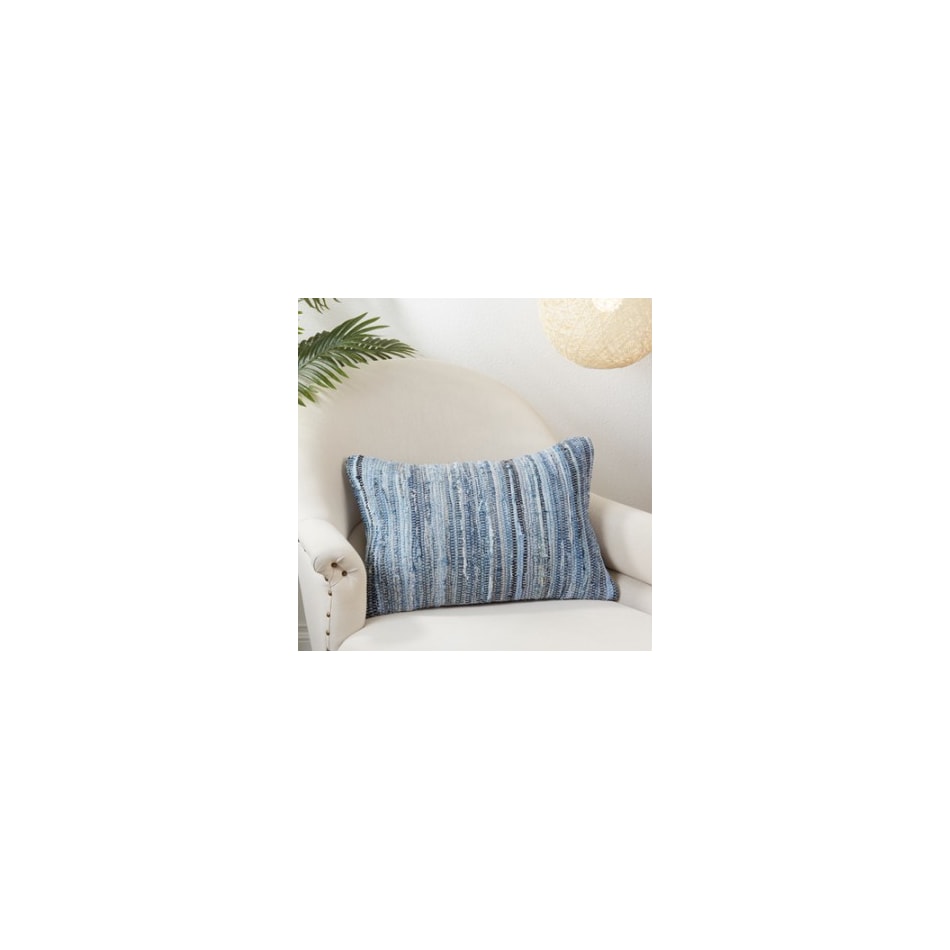 saro blue pillows   