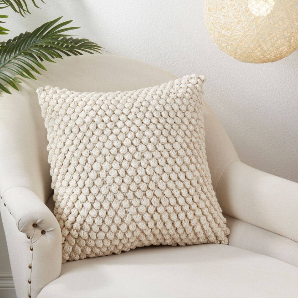 saro cream pillows   