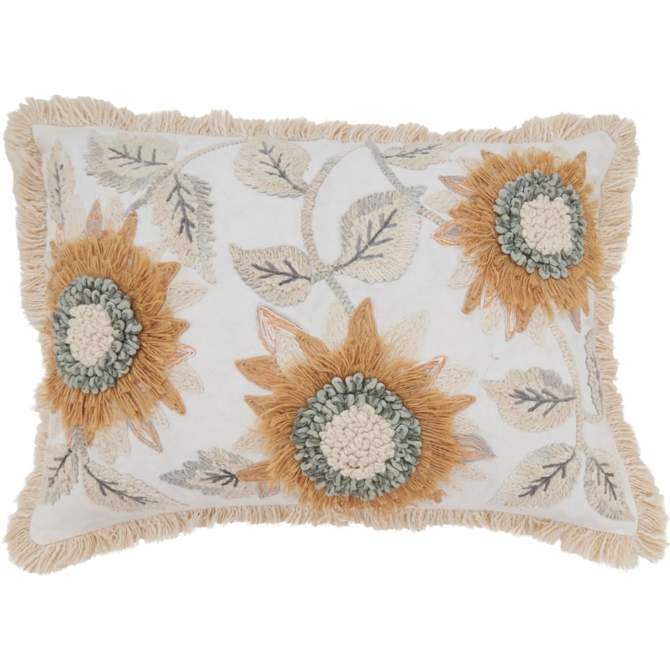 saro white pillows   