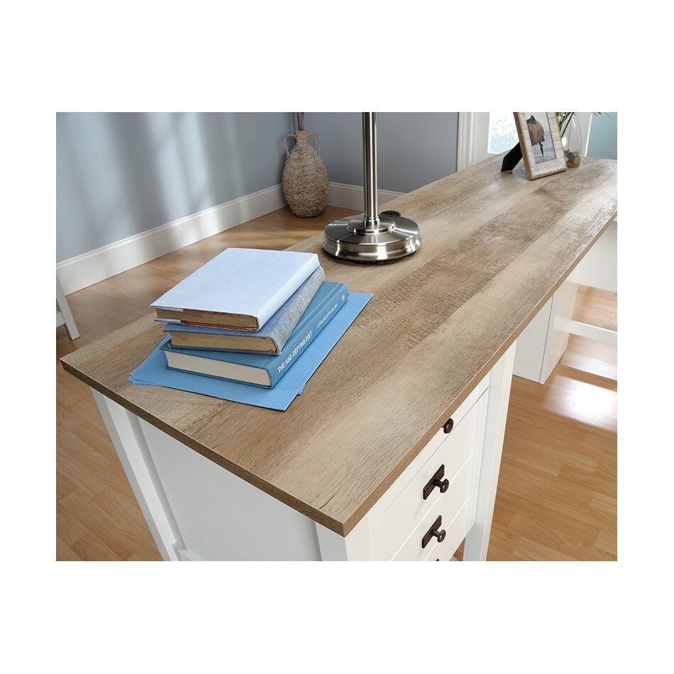 saud white desk croad  