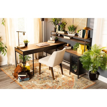 Boulevard Cafe L-Desk