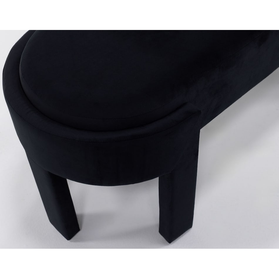 sgbk black bench trunk mrn  