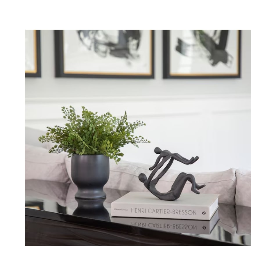 sgbk black figurines   