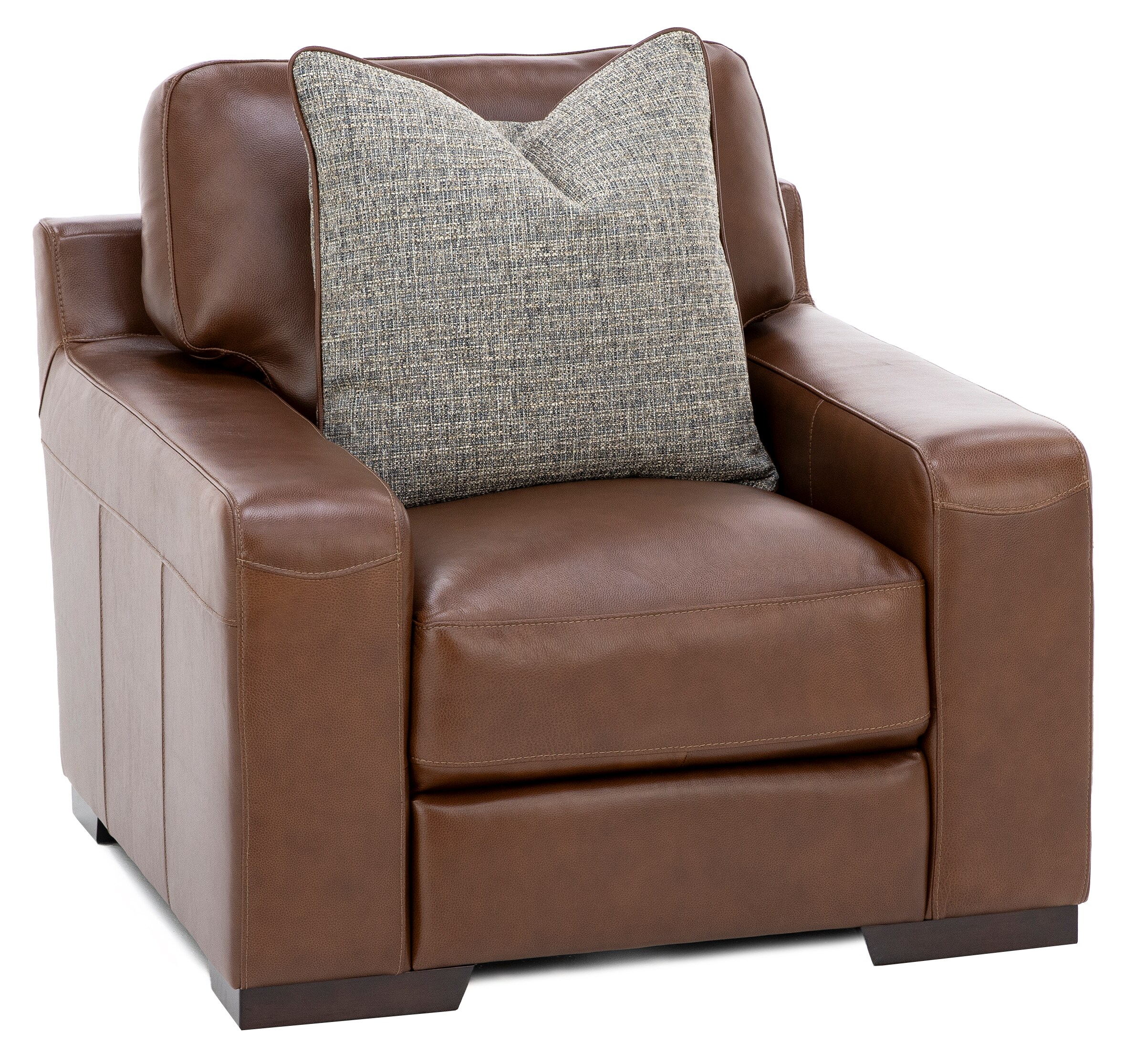 Everest Leather Chair With Wireless Charging | Steinhafels