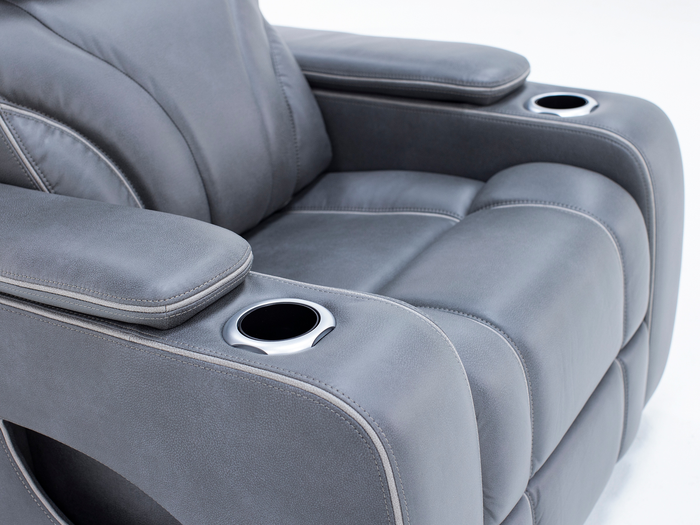 Torino Fully Loaded Zero Gravity Recliner | Steinhafels