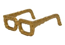 thnd yellow figurines   