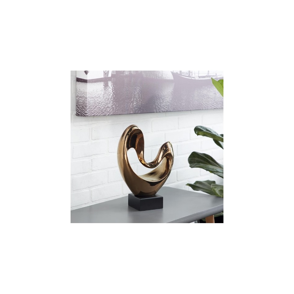 umai brown figurines   