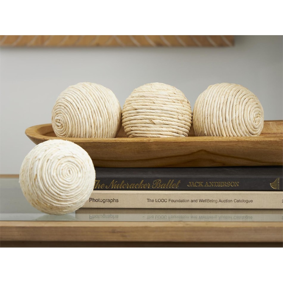 umai cream misc tabletop set  