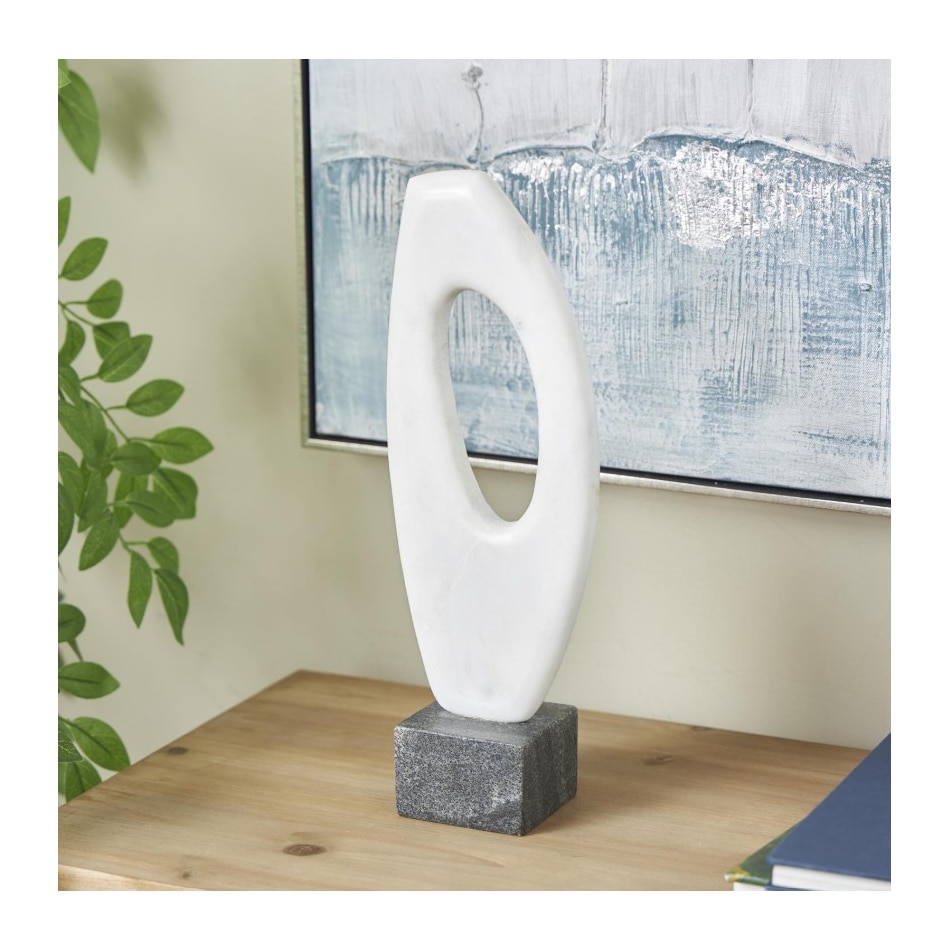umai white figurines   