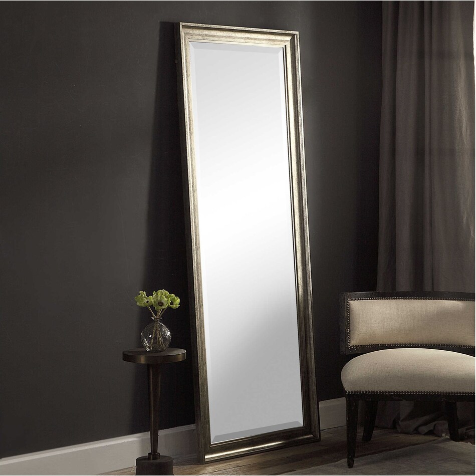 uter silver leaner mirror   