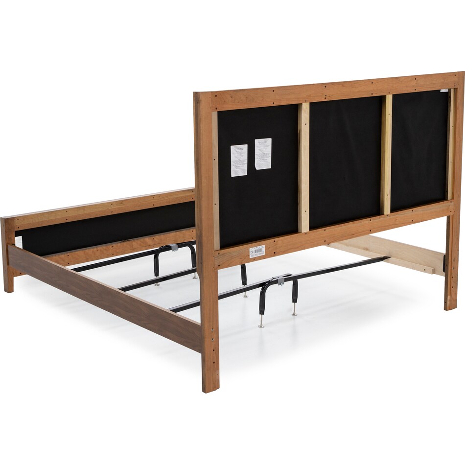 vaughan bassett medium cherry  queen bed package uqp  