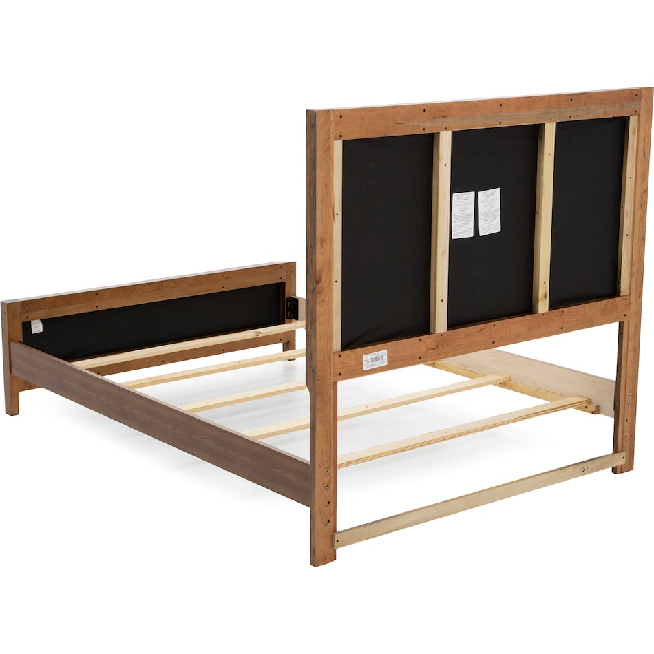 vaughan bassett medium cherry  queen bed package uqp  